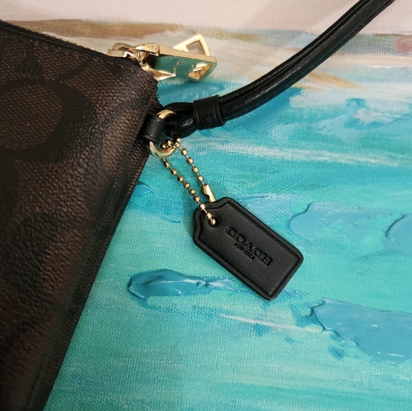 Coach SET! Convertible CROSSBODY Plus Matching Wallet wristlet! - Picture 15 of 16